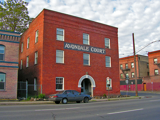 Avondale Court Apartments