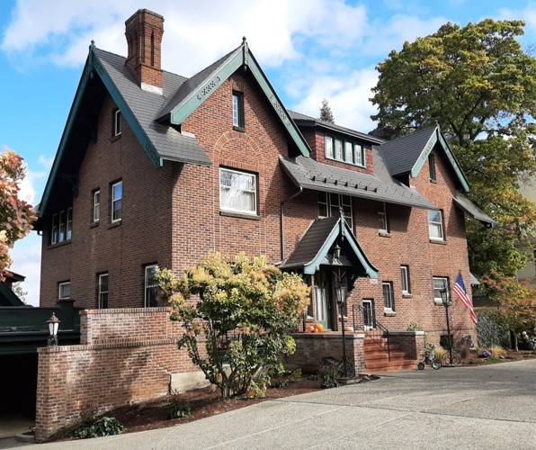 Murgittroyd, William & Anne, House
